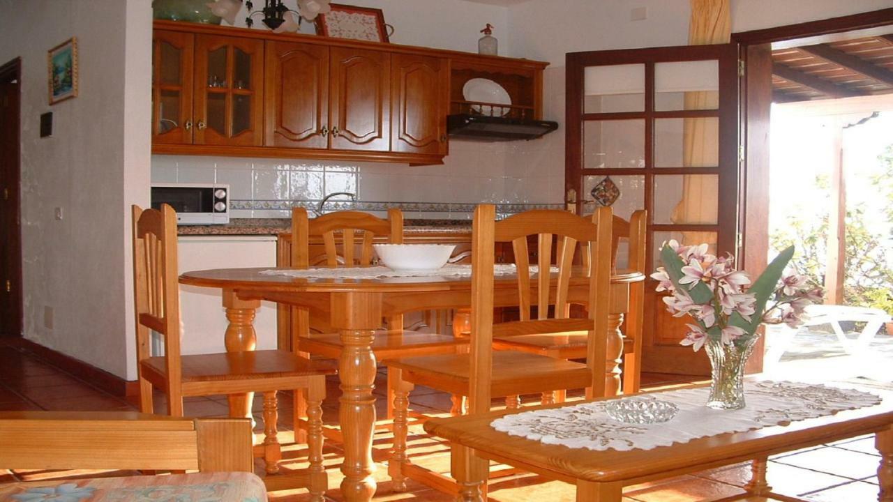 Casa Los Vinedos B Фуенкальєнте-де-ла-Пальма Екстер'єр фото