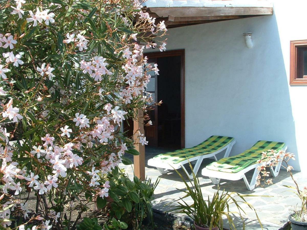 Casa Los Vinedos B Фуенкальєнте-де-ла-Пальма Екстер'єр фото